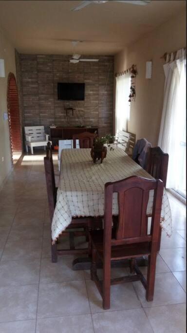 Casa con pileta - Two-Bedroom House - 9
