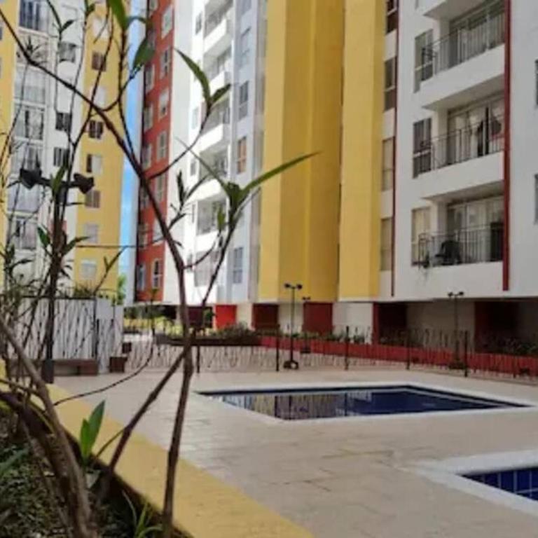 Cómodo apartamento cerca al Parque del Café - Three-Bedroom Apartment - 29