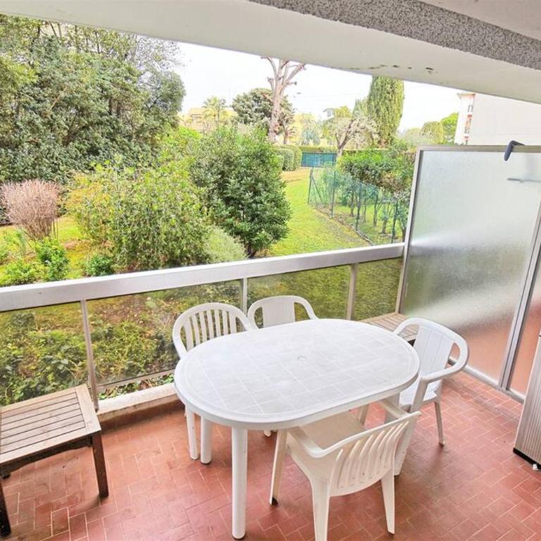 Nice Stay - Charmant 2p climatisé avec piscine et à 8mn des plages - One-Bedroom Apartment - 12