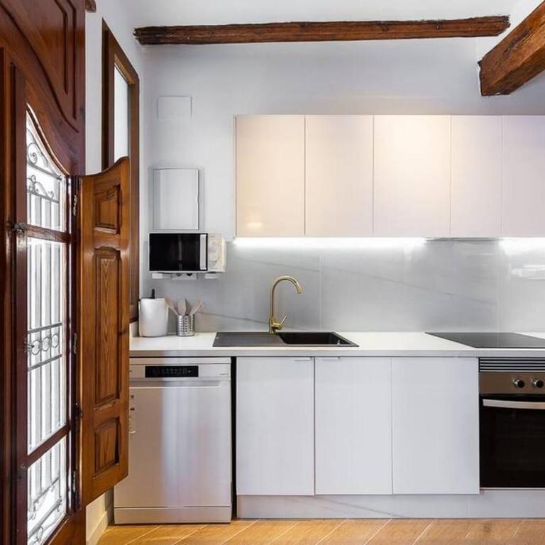 Beautiful restored house with terrace - One-Bedroom Apartment - 11