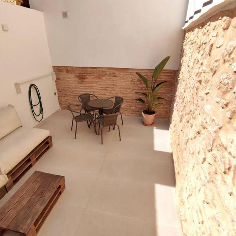 Beautiful restored house with terrace - One-Bedroom Apartment - 4