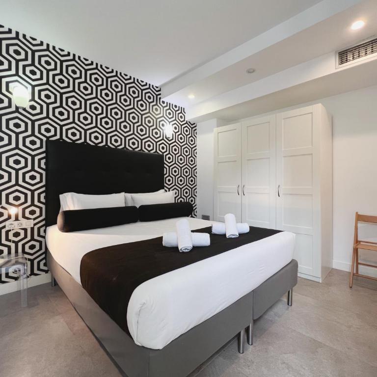 Stay U-nique Apartments Pellaires - Three-Bedroom Apartment - 2