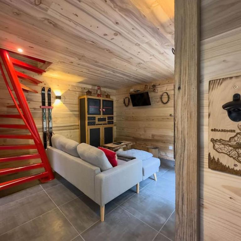 Le Refuge perché du saut de la bourrique, SPA, terrain clôturé, bordure de forêt - Chalet 2 Chambres - 24
