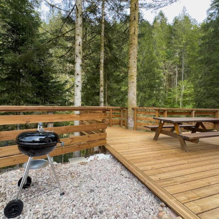 Le Refuge perché du saut de la bourrique, SPA, terrain clôturé, bordure de forêt - Chalet 2 Chambres - 26