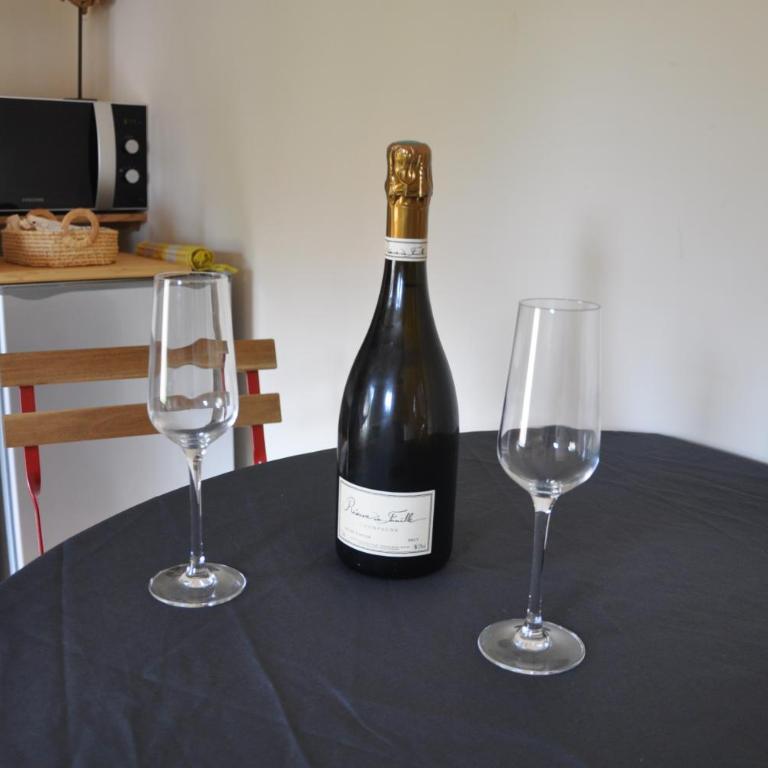 La Ferme de Vrilly - Chambre Double Deluxe (2 Adultes + 1 Enfant) - 14