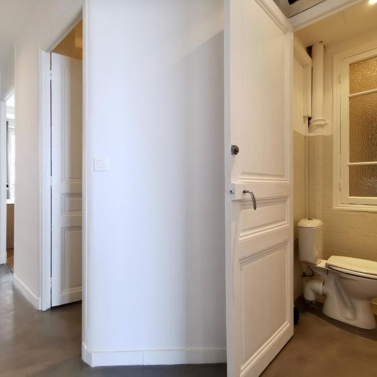 Le Palazzo 219 by Booking Guys - One-Bedroom Apartment - 14