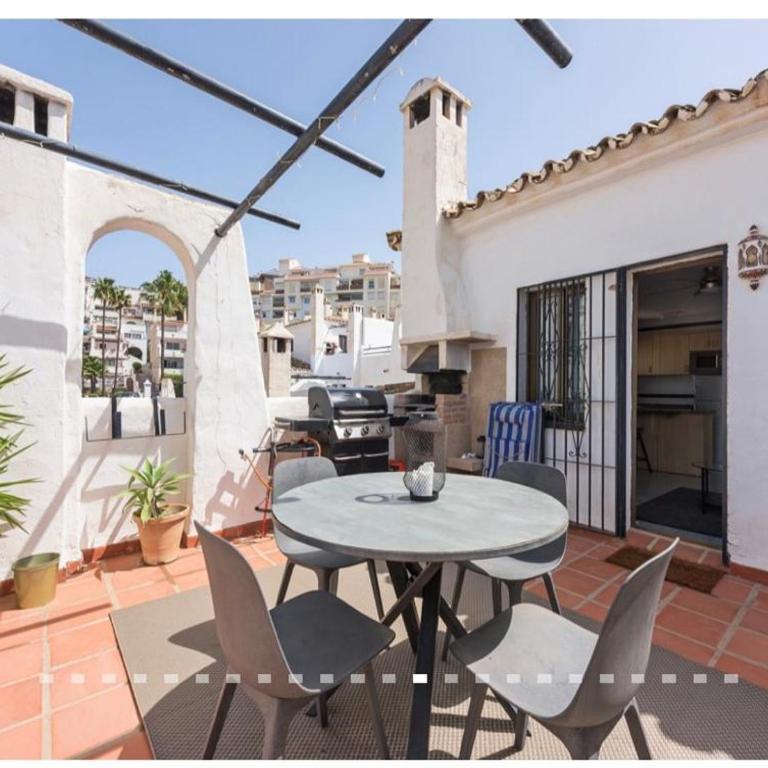 Acogedor apartamento 2 dormitorios - Two-Bedroom Apartment - 3