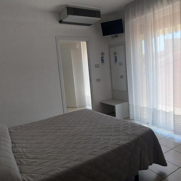Hotel Residence Mara - Camera Familiare con Angolo Cottura - 11