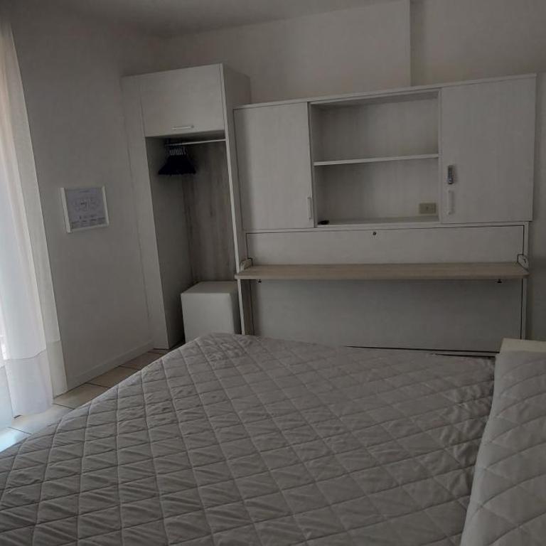 Hotel Residence Mara - Camera Familiare con Angolo Cottura - 13