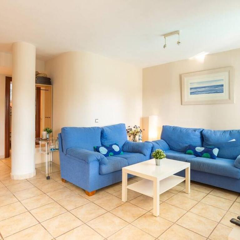 Apartamento Playamar - Three-Bedroom Apartment - 33