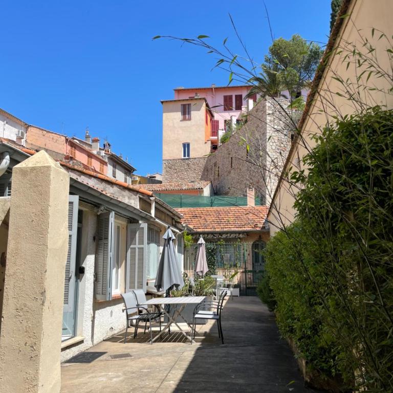 Maisonnette Studio bas Suquet, proche plage et palais - Appartement 1 Chambre - 19