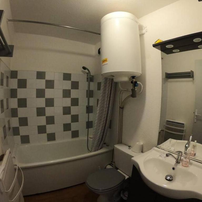 Appartement avec piscine et garage - Appartamento con 1 Camera da Letto - 8