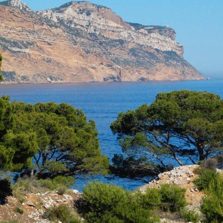 LA FAVORITE - Centre de Cassis - Climatisation - Studio Familial - 8