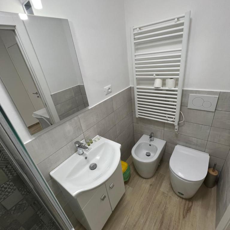 Alì Babà Rooms - Single Room with Private Bathroom - 1