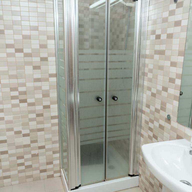 Puerta Real Luxury Apartments Granada - One-Bedroom Apartment - 14