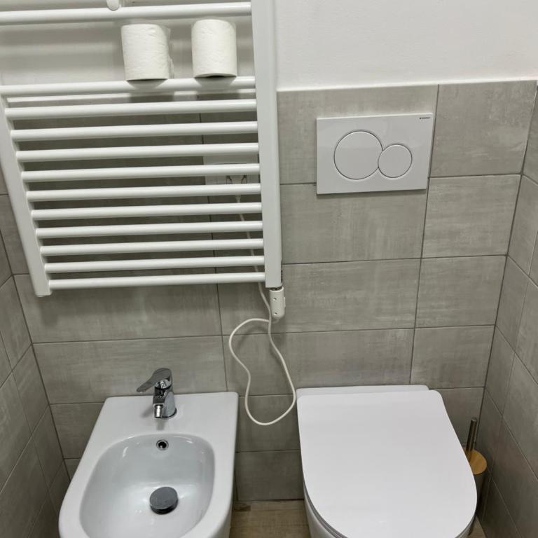 Alì Babà Rooms - Double Room with Private Bathroom - 5