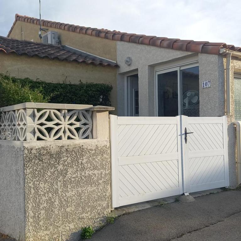 St Pierre la Mer maison 3 chambres 3 lits doubles - Haus mit 3 Schlafzimmern - 2