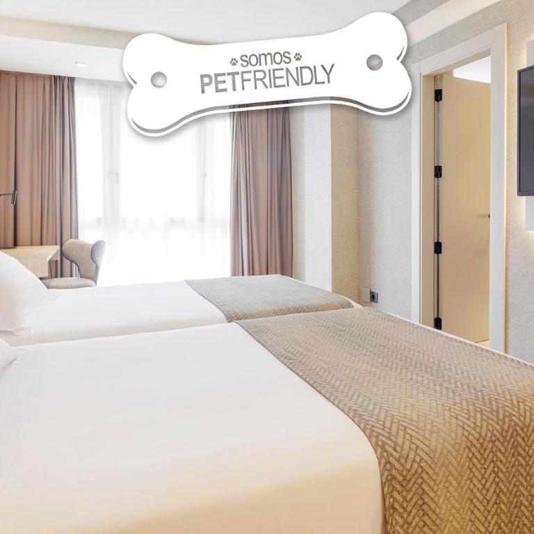 Hotel Ilunion San Sebastián - Habitación Doble - Se aceptan mascotas - 3