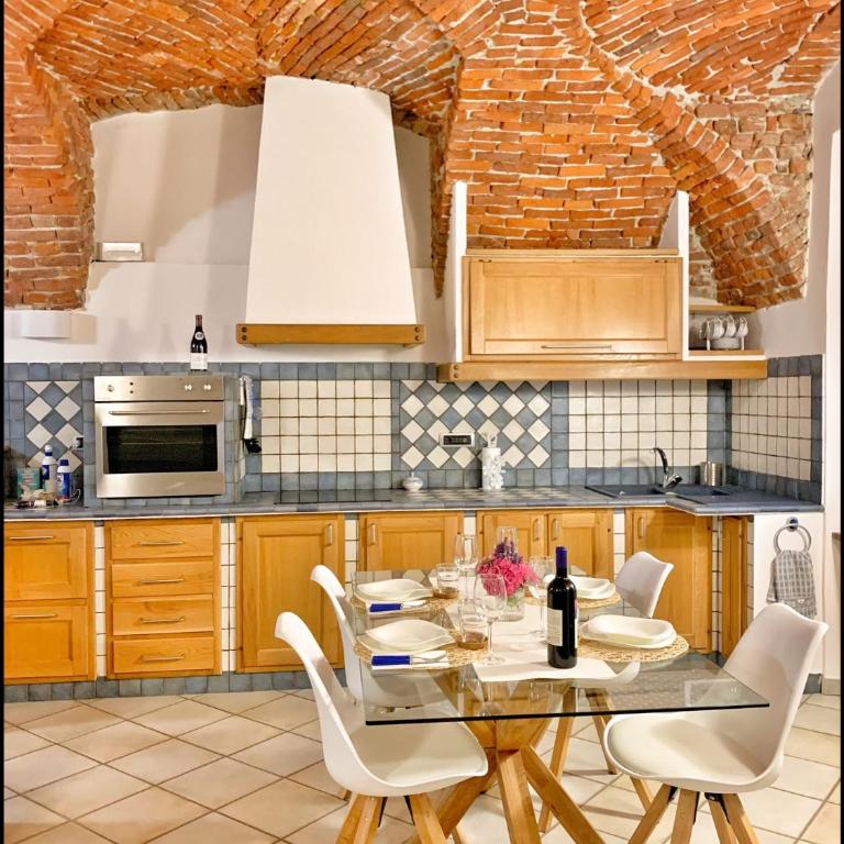 La Fiaba: bilocale nel centro storico di Cuneo - One-Bedroom Apartment - 2