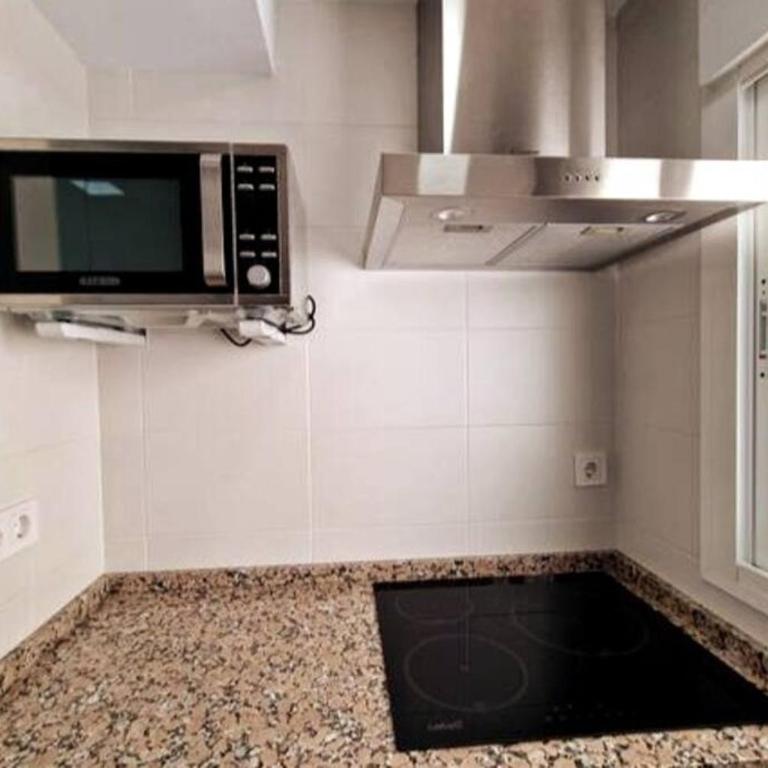 Moderno apartamento Sevilla zona Nervión. WiFi/AC - Apartamento de 2 dormitorios - 18
