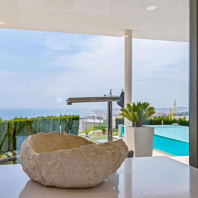 Espectacular Villa in Higueron - Villa - 2