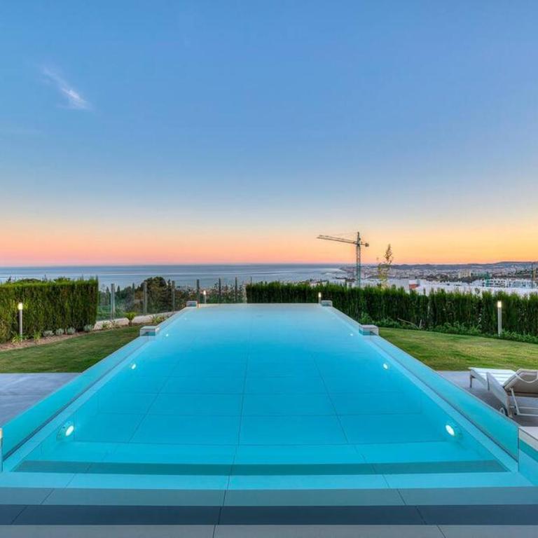 Espectacular Villa in Higueron - Villa - 9