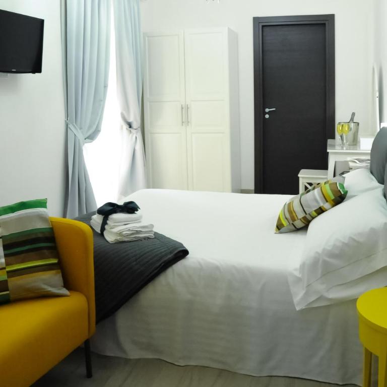Etna Suite Group - Standard Double Room - 1