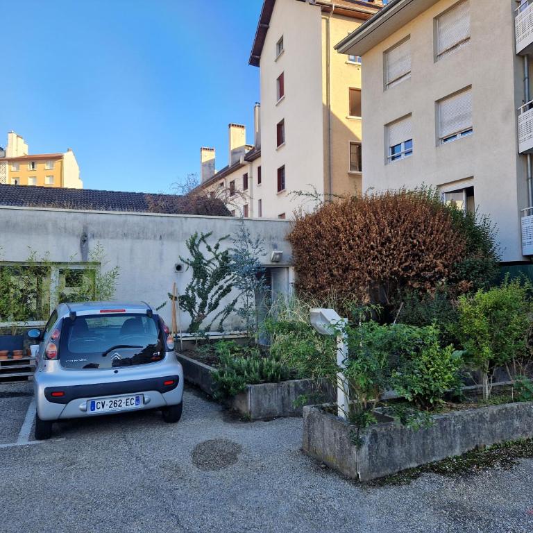 Magnifique appartement & parking à 1000m du lac by ImmoConciergerie - Appartement 1 Chambre - 11