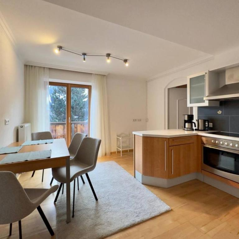 Hotel Garni Pra Posta - Apartment mit Blick auf die Berge - 1