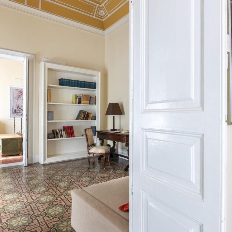 Catania City Center Historical Building Home - Appartamento con 2 Camere da Letto - 10