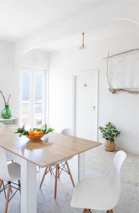 Brezzamediterranea - Three-Bedroom Apartment - 40