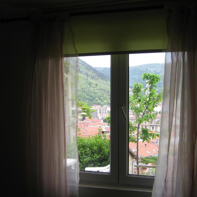 Guesthouse Panorama - Suite with City View - 24