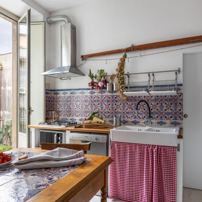 Catania City Center Historical Building Home - Appartamento con 2 Camere da Letto - 12