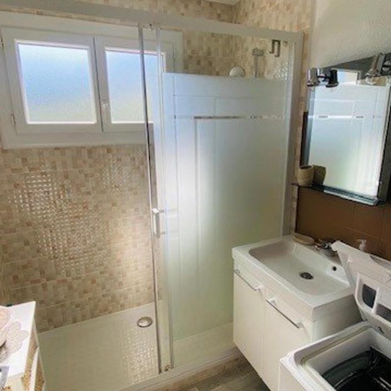 Studio Confortable avec Balcon, Clim, Wi-Fi, Proche Thermes et Centre-ville, Animaux Bienvenus - Studio - 3