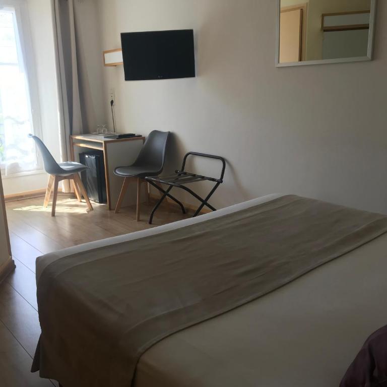 Fifi Moulin - Chambre Double Confort - 7