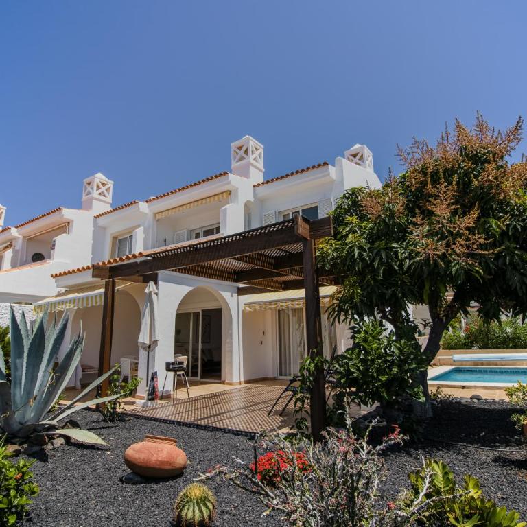 Villa Margret con piscina privada en Costa Adeje - Villa de 2 dormitorios - 1