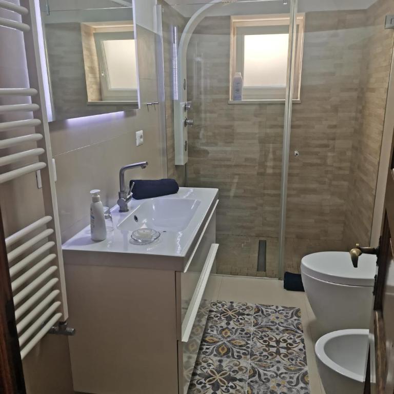 Private Villa Sea VIEW CON TERRAZZA E GIARDINO - Appartamento con 3 Camere da Letto - 21