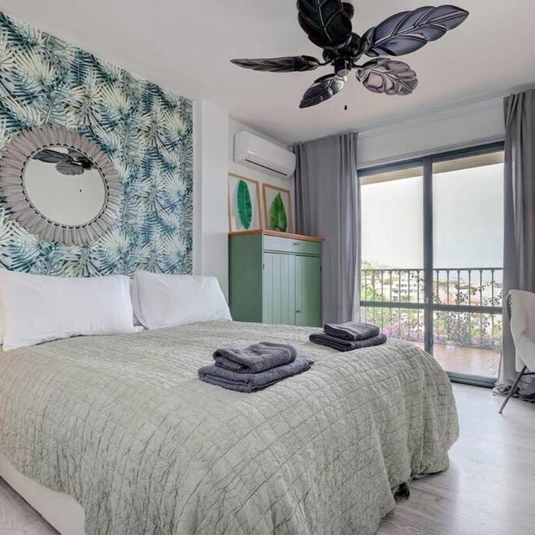 3 Bedroom Semi Detached Villa with Stunning Views! - Three-Bedroom Apartment - 9