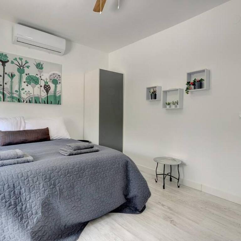 3 Bedroom Semi Detached Villa with Stunning Views! - Three-Bedroom Apartment - 23