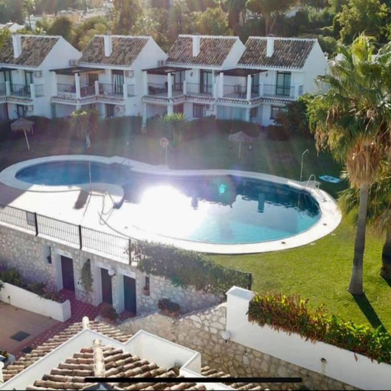 3 Bedroom Semi Detached Villa with Stunning Views! - Three-Bedroom Apartment - 42