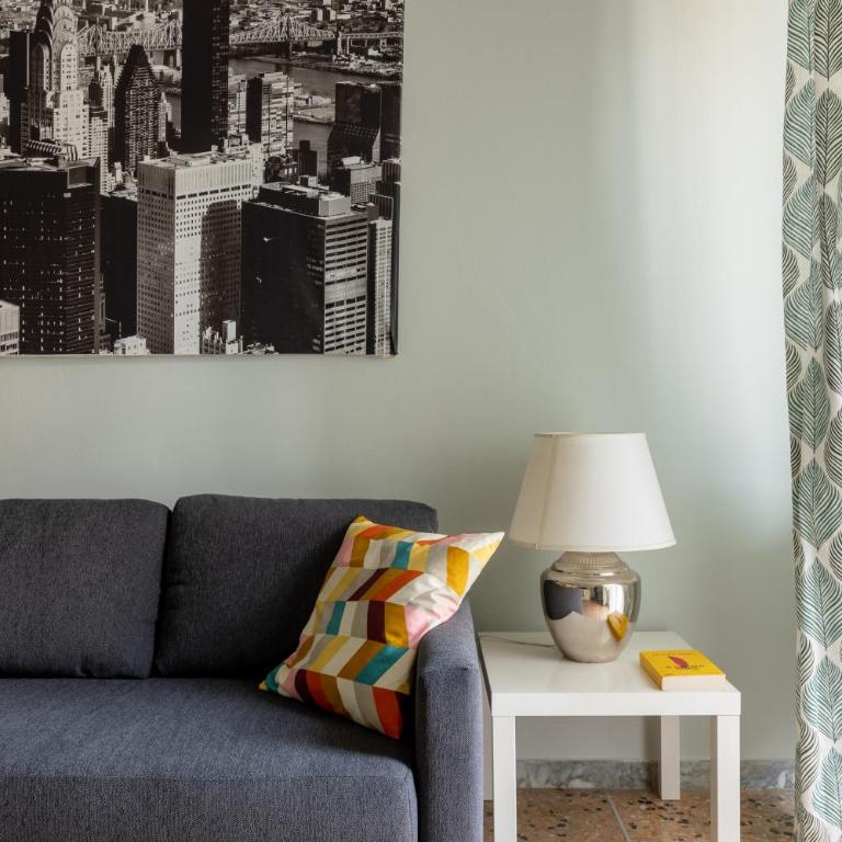 Central Station Apartment Pisa Close to Train & Attractions - Two-Bedroom Apartment - 1