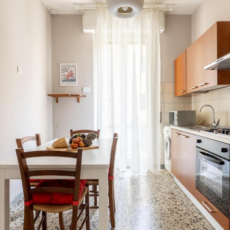 Central Station Apartment Pisa Close to Train & Attractions - Two-Bedroom Apartment - 6