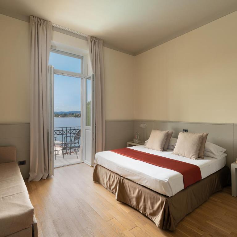 Hotel Milano - Triple Room with Balcony and Lake View - 6