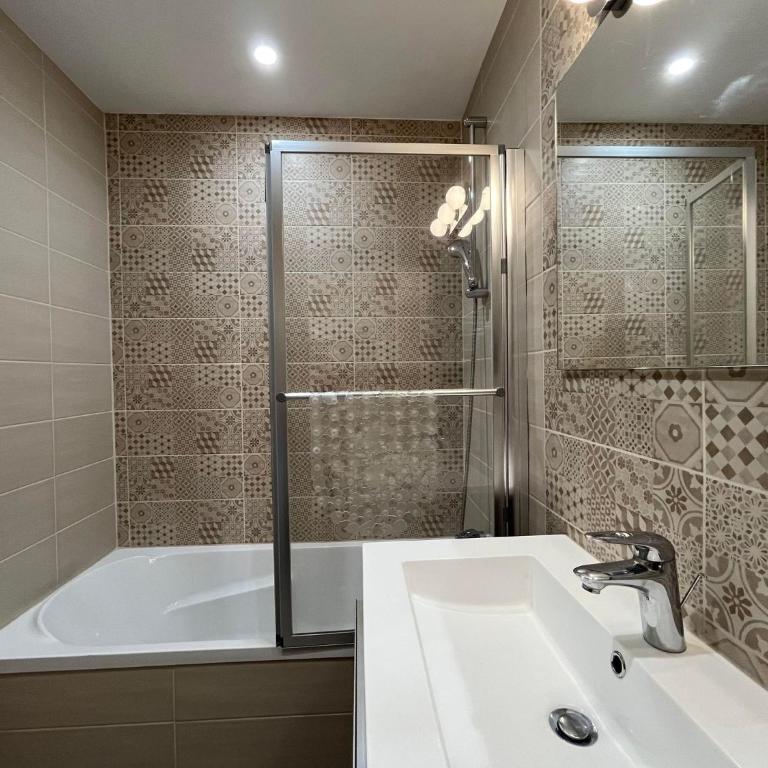 4PA76 Appartement avec piscine et parking - Apartment mit 1 Schlafzimmer - 8