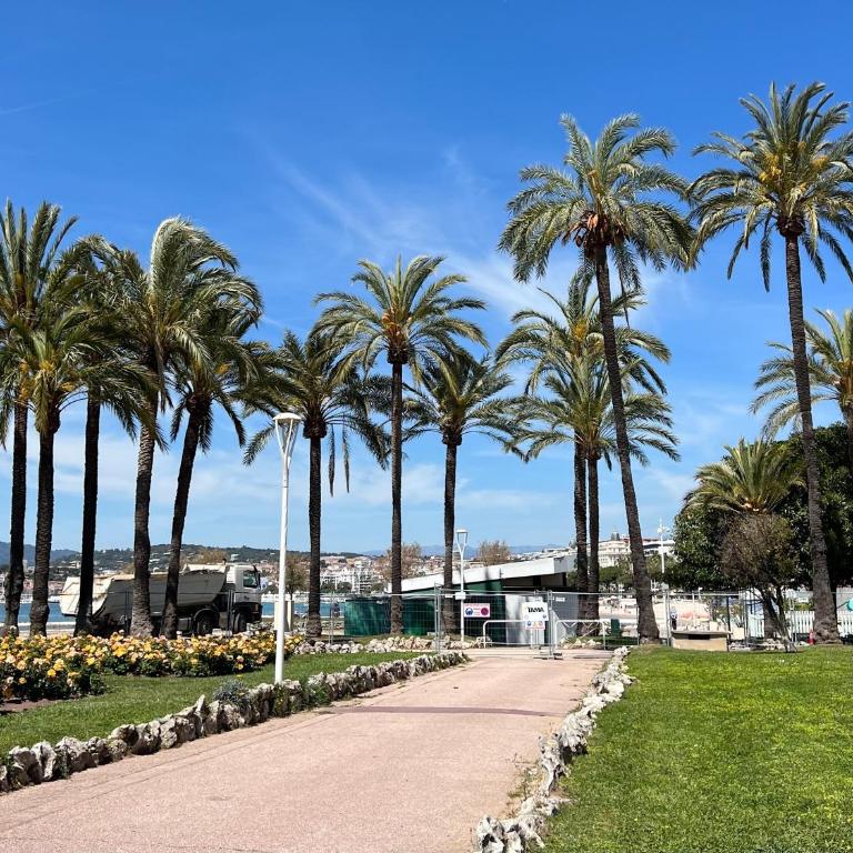 Cannes Centre, 3 Chambres, Plage et La Croisette à 50m - Appartement 3 Chambres - 44