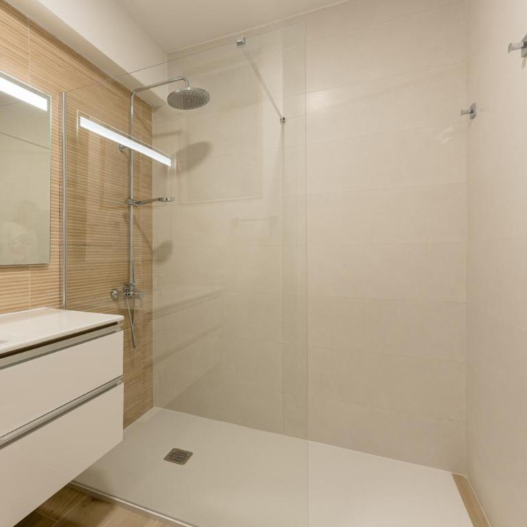 New 4 bedroom in Plaza del Principe - Apartamento - 20