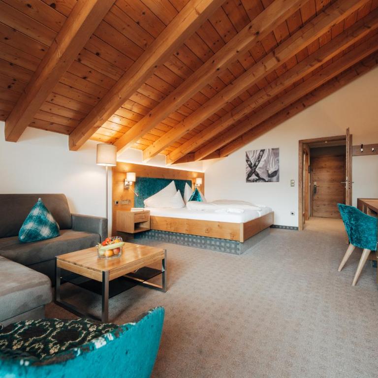 Parkhotel Burgmühle - Deluxe Doppelzimmer mit Balkon - 5