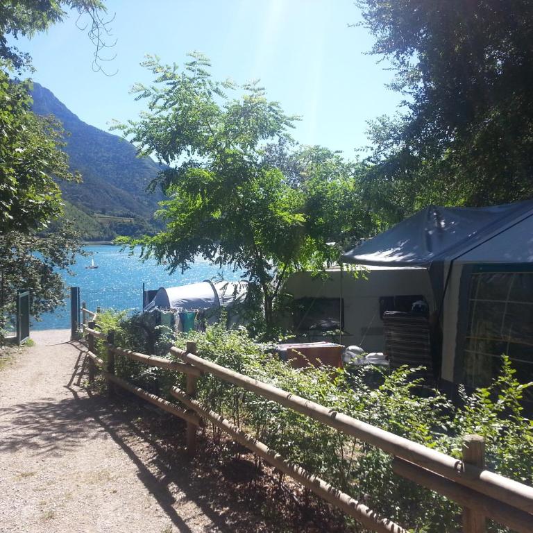 Camping Al Lago Ledro - Appartamento con 1 Camera da Letto e Vista Lago - 2