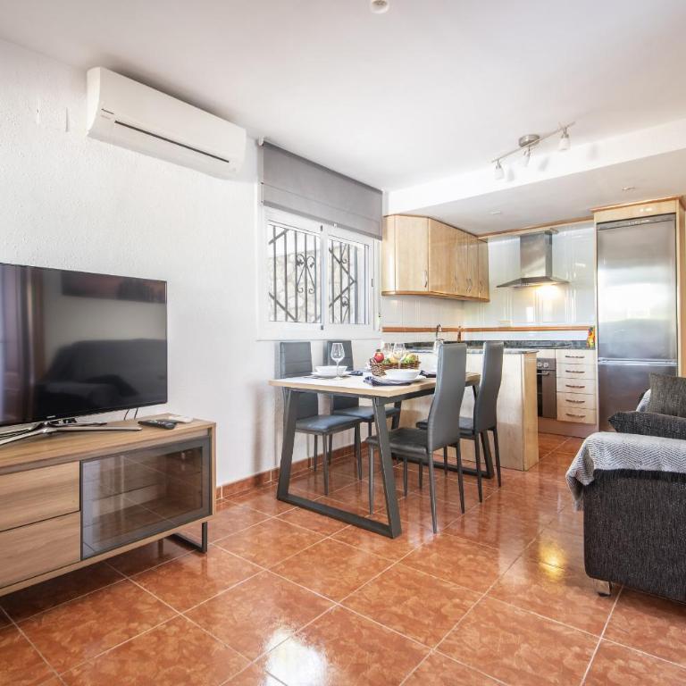 Catalunya Casas Tranquil nature 'feel' , yet only 4 min to beach! - Villa con piscina privada - 16