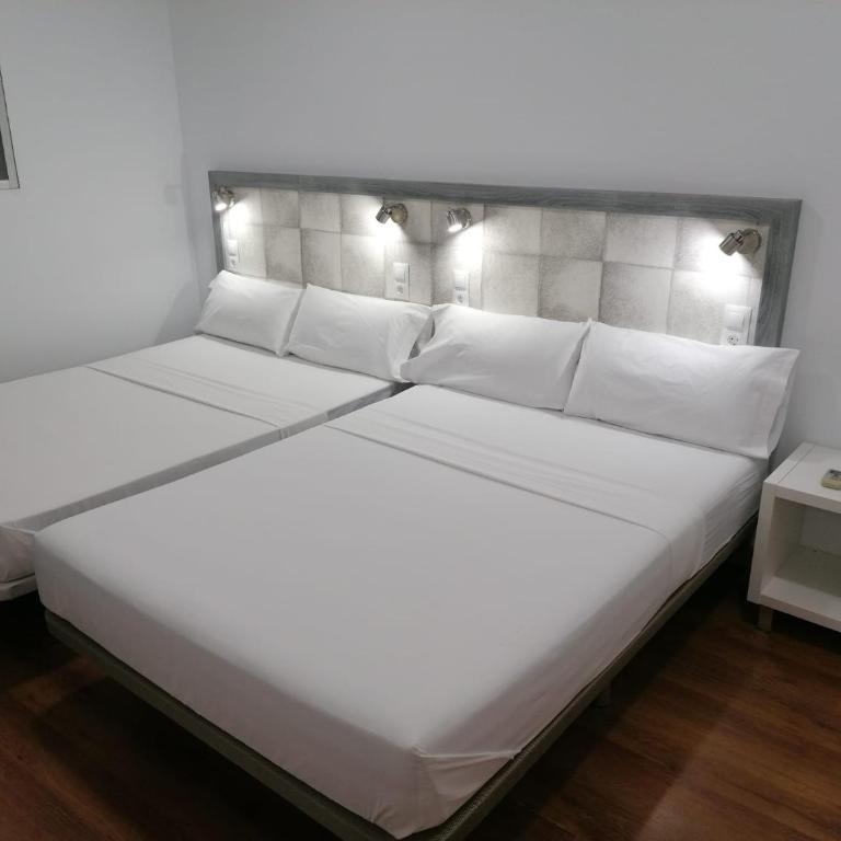 Hello Home Canillas - Two-Bedroom Apartment - 10